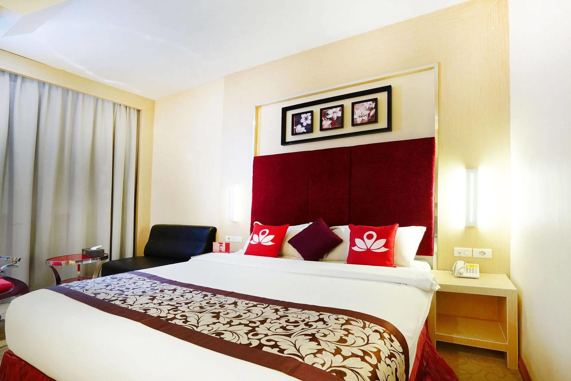 Zen Rooms Near Bcs Mall Penuin Batam Exterior foto